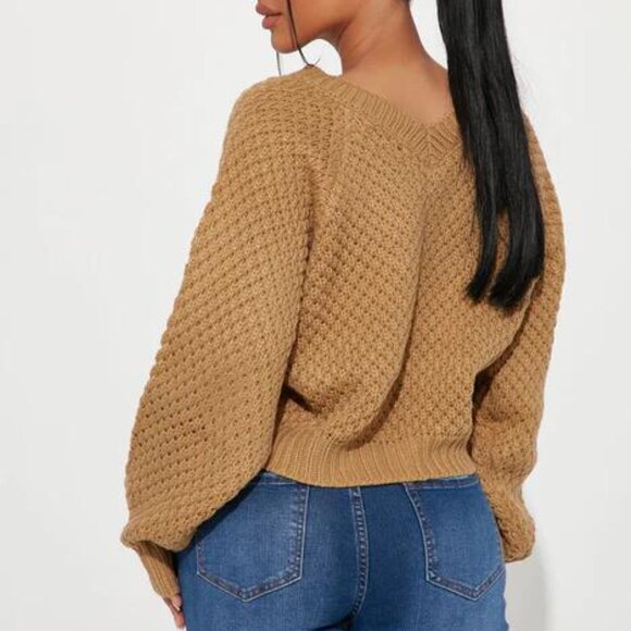 V-Neck Sweater Top Size Small brown oversized New - Picture 2 of 3
